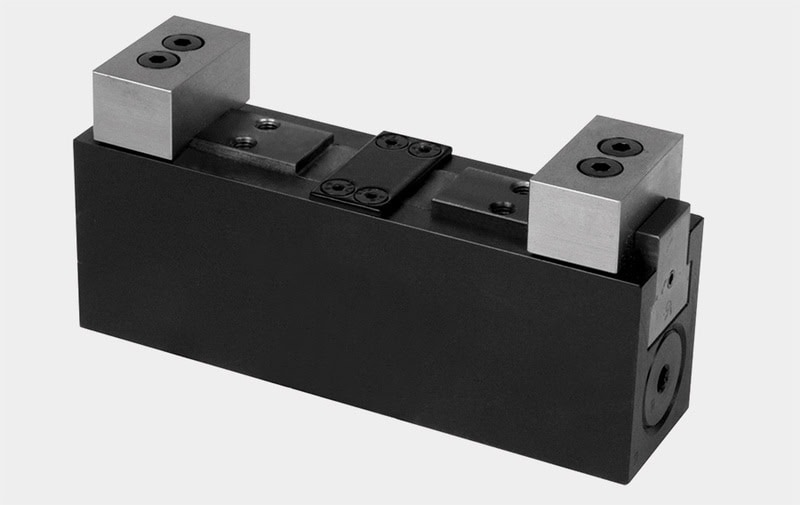 I4130 - Morsa con posizione variabile larghezza ganascia 40 ROEMHELD