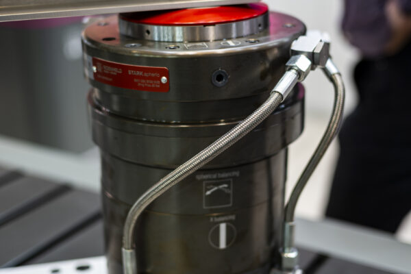 AMB_STG_15-16-Seet-2026_022 STARK.spheric con un componente a parete sottile